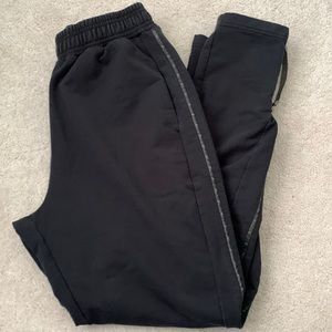 Gymshark sweatpants with double zipper ankles